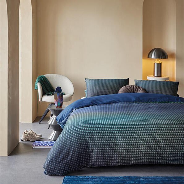 Well-Fair_0038_Empyrean_Blue_NL_UV_140x200-220_0